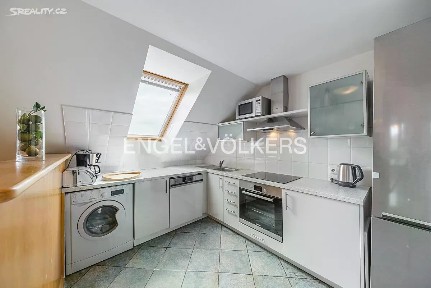 Pronájem bytu 4+kk 140 m²