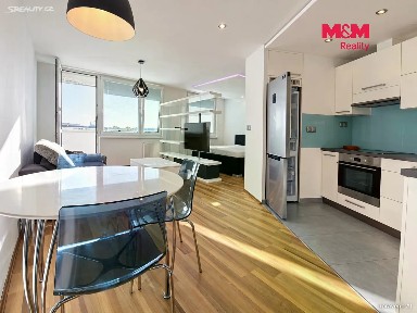 Pronájem bytu 1+kk 46 m²