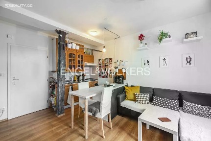 Pronájem bytu 2+kk 53 m²