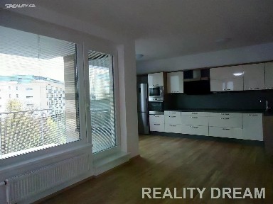 Pronájem bytu 3+kk 108 m²