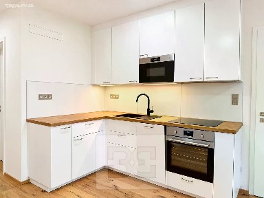 Pronájem bytu 2+kk 44 m²