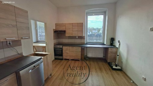 Pronájem bytu 2+kk 35 m²
