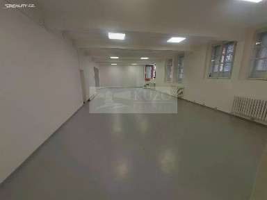 Pronájem obchodního prostoru 182 m²