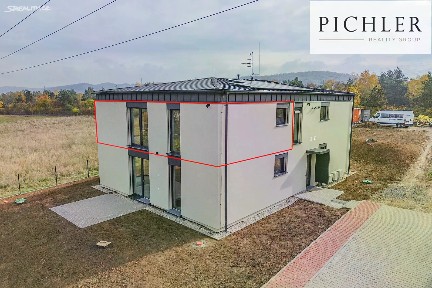 Pronájem bytu 3+kk 67 m²