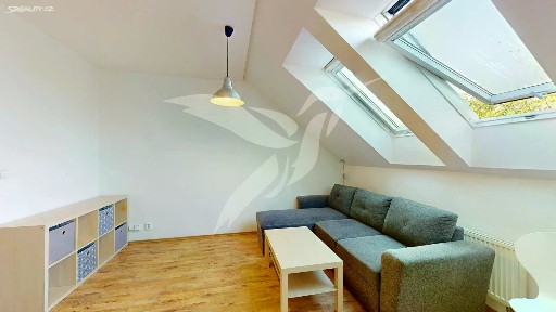 Pronájem bytu 1+kk 39 m²