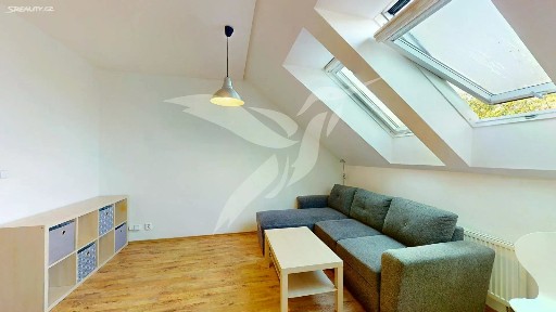 Pronájem bytu 1+kk 39 m²