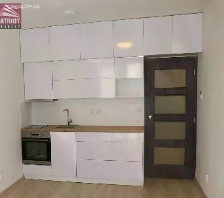 Pronájem bytu 1+kk 32 m²