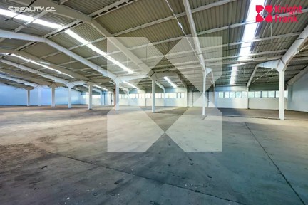 Pronájem skladového prostoru 8000 m²
