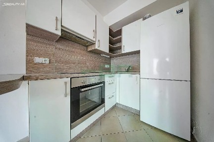 Pronájem bytu 1+kk 42 m²