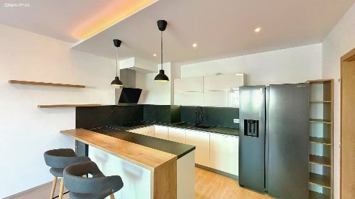 Pšeničná, Hostivice