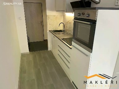 Pronájem bytu 1+kk 31 m²