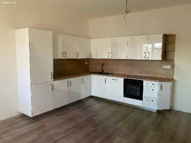 Pronájem bytu 3+kk 72 m²