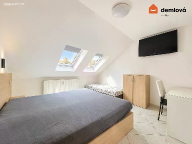 Pronájem bytu 1+1 40 m²