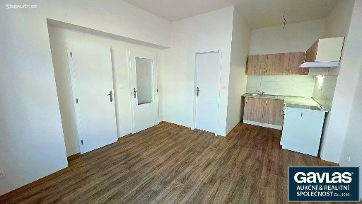 Pronájem bytu 1+1 53 m²