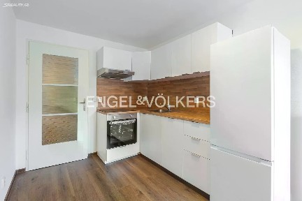 Pronájem bytu 2+kk 45 m²