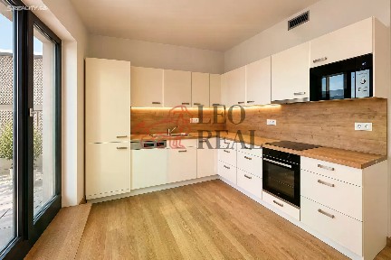 Pronájem bytu 2+kk 104 m²