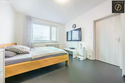 Pronájem bytu 1+1 35 m²