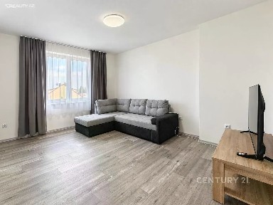 Pronájem bytu 1+kk 34 m²