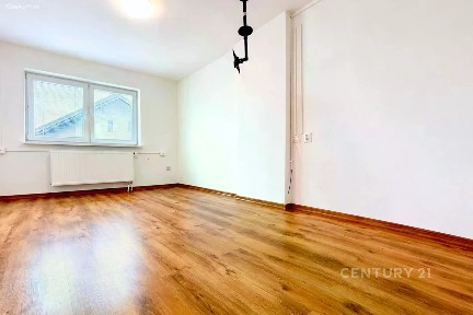 Pronájem bytu 4+1 96 m²