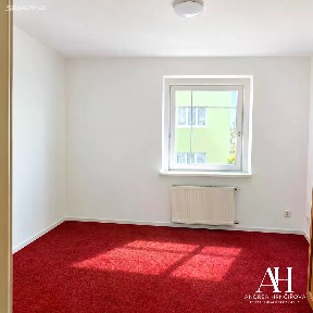 Pronájem bytu 2+1 64 m²