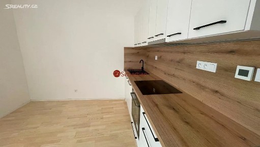 Pronájem bytu 2+kk 32 m²