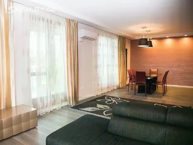 Pronájem bytu 4+kk 150 m²