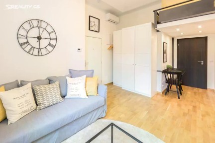 Pronájem bytu 1+kk 24 m²