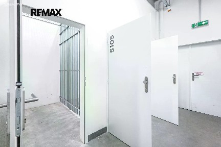 Prodej skladového prostoru 10 m²