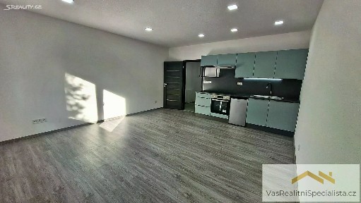 Pronájem bytu 1+kk 33 m²