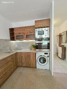 Pronájem bytu 1+1 34 m²