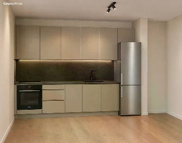Pronájem bytu 1+kk 32 m²