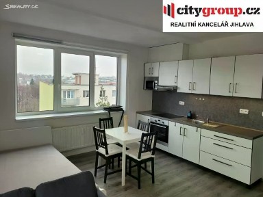 Pronájem bytu 1+kk 28 m²