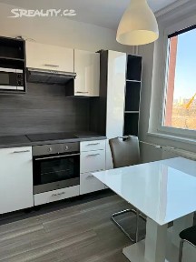 Pronájem bytu 2+1 57 m²