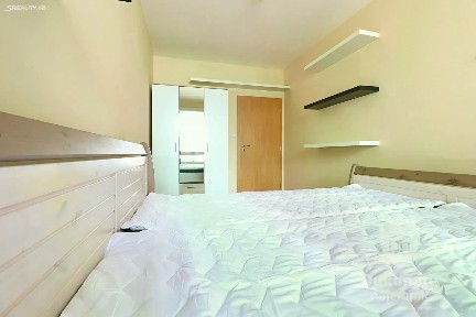 Pronájem bytu 2+kk 45 m²