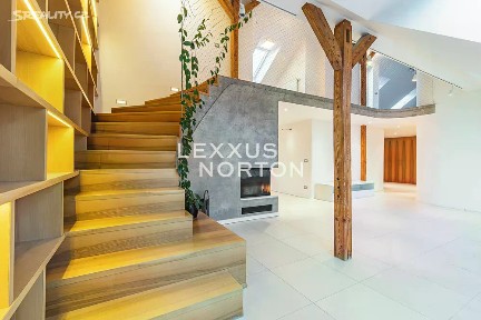 Pronájem bytu 5+kk 205 m²