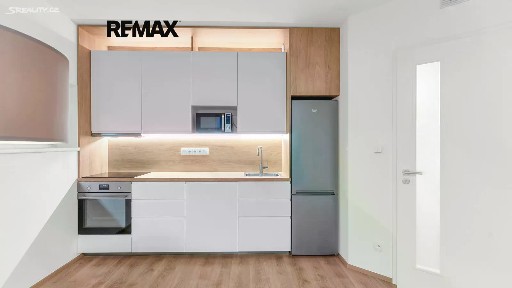 Pronájem bytu 3+kk 72 m²