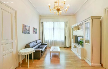 Pronájem bytu 3+kk 122 m²