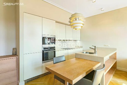 Pronájem bytu 3+kk 80 m²