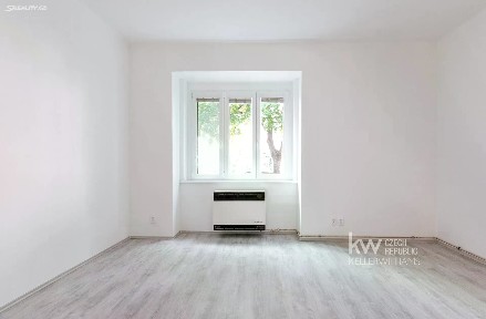 Pronájem bytu 1+1 34 m²