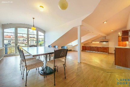 Pronájem bytu 5+kk 295 m²