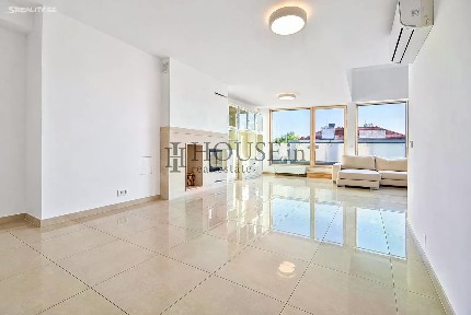 Pronájem bytu 3+kk 137 m²