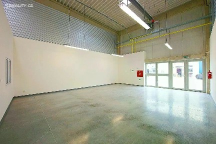Pronájem skladového prostoru 205 m²