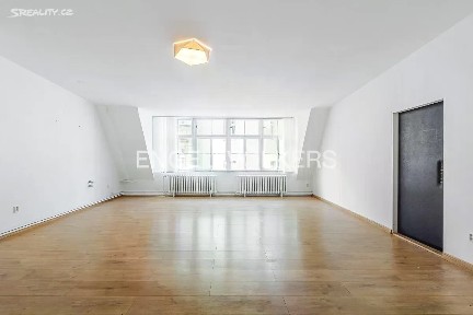 Pronájem kanceláře 80 m²