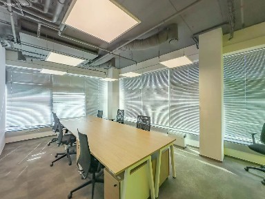 Pronájem kanceláře 1163 m²