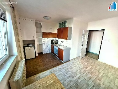 Pronájem bytu 1+kk 29 m²