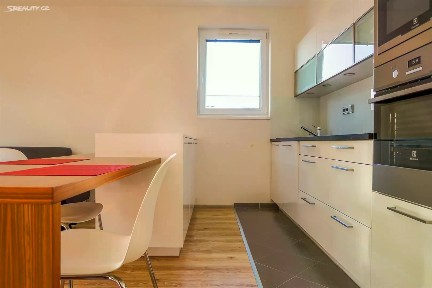 Pronájem bytu 2+kk 69 m²