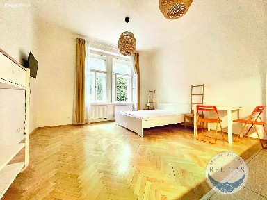 Pronájem bytu 1+kk 35 m²