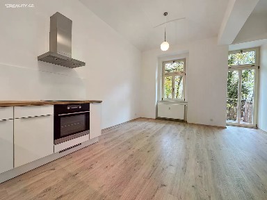 Pronájem bytu 2+kk 49 m²
